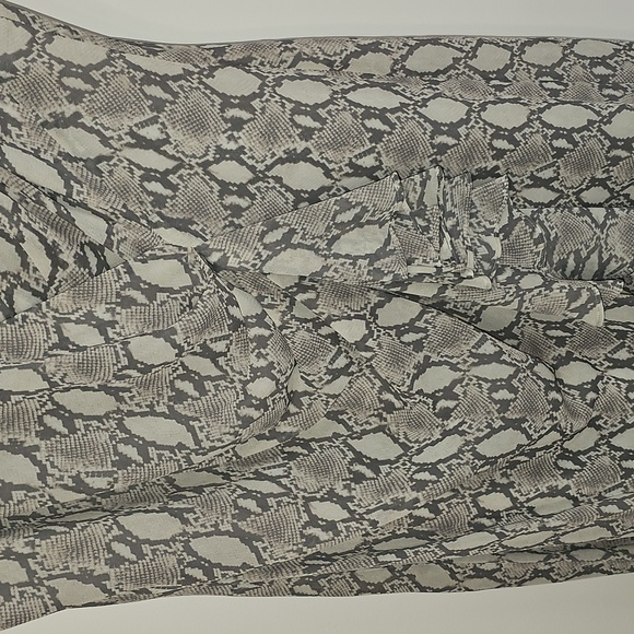 Lauren Ralph Lauren Taupe Snake Surplice Print Dress Womens 14 Midi Python EUC - Picture 7 of 16